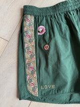 Sari embroidered sports short