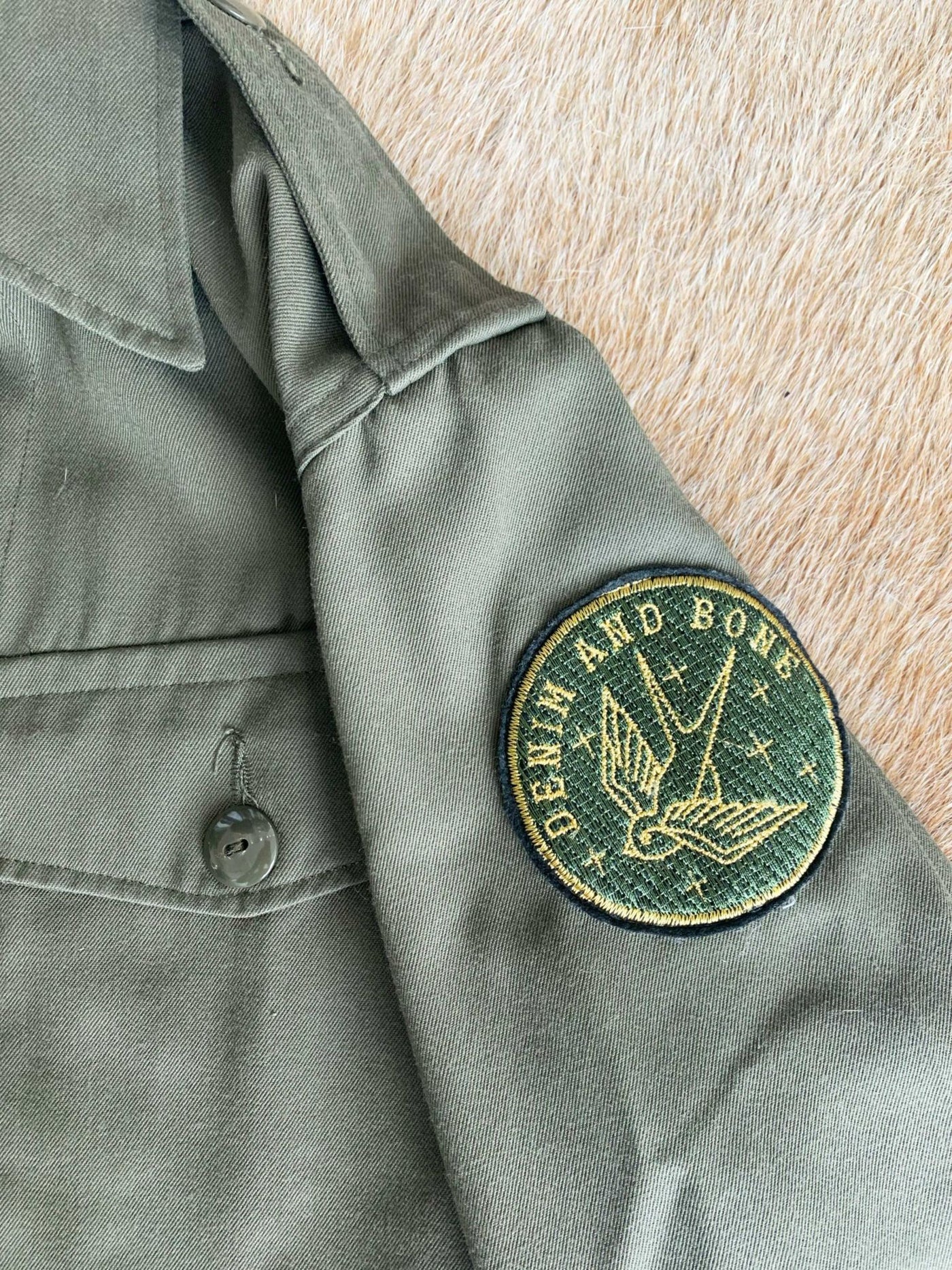 Ameri EMBOSS SHORT ARMY LIKE JACKET 'Wild' Embroidered Army Jacket